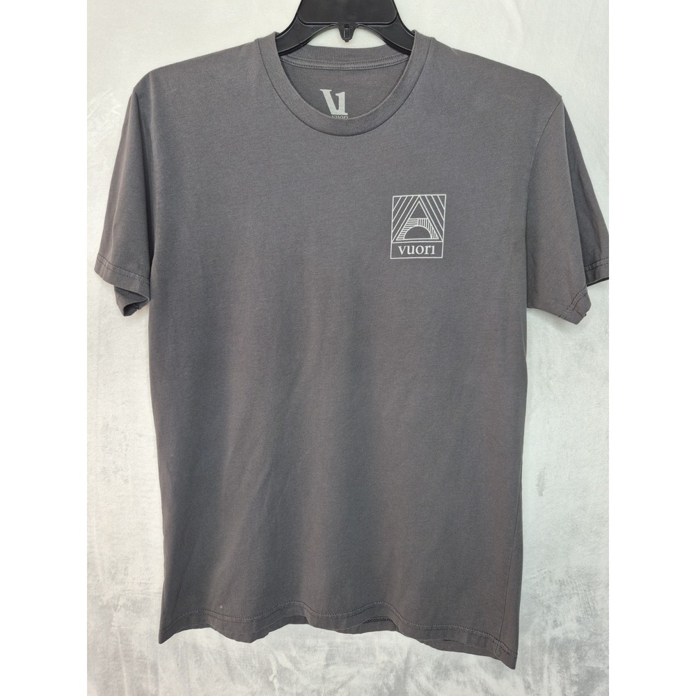 Vuori Graphic Logo Shirt Mens Large Dark Grey Short Sleeve Tee 21x28